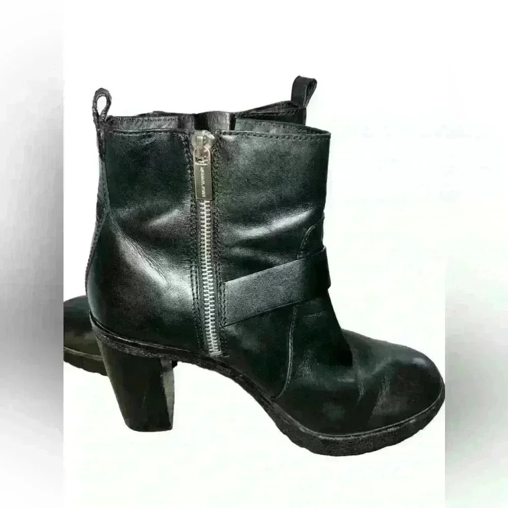 Michael Kors Black Ankle Slouch Zip Up Leather Sz 8 1/2 Minimalist block almond - Picture 6 of 8